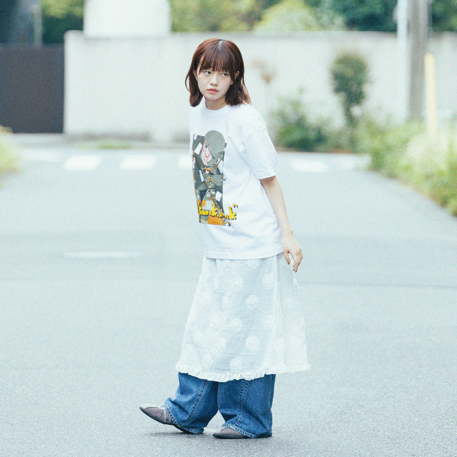 “knock, knock, knock” Graphic Tee 
